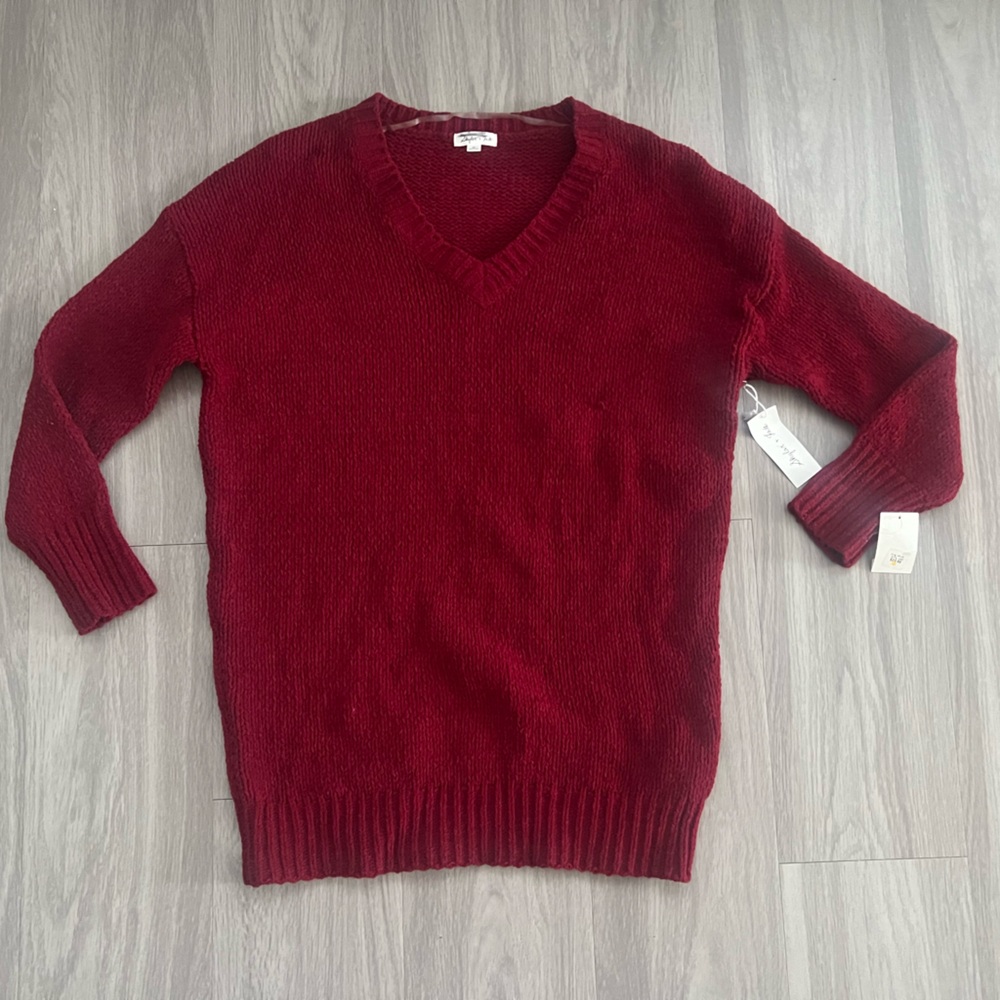 NWT Skylar + Jade Red Chenille V-Neck Oversized Tunic Sweater Women’s Medium